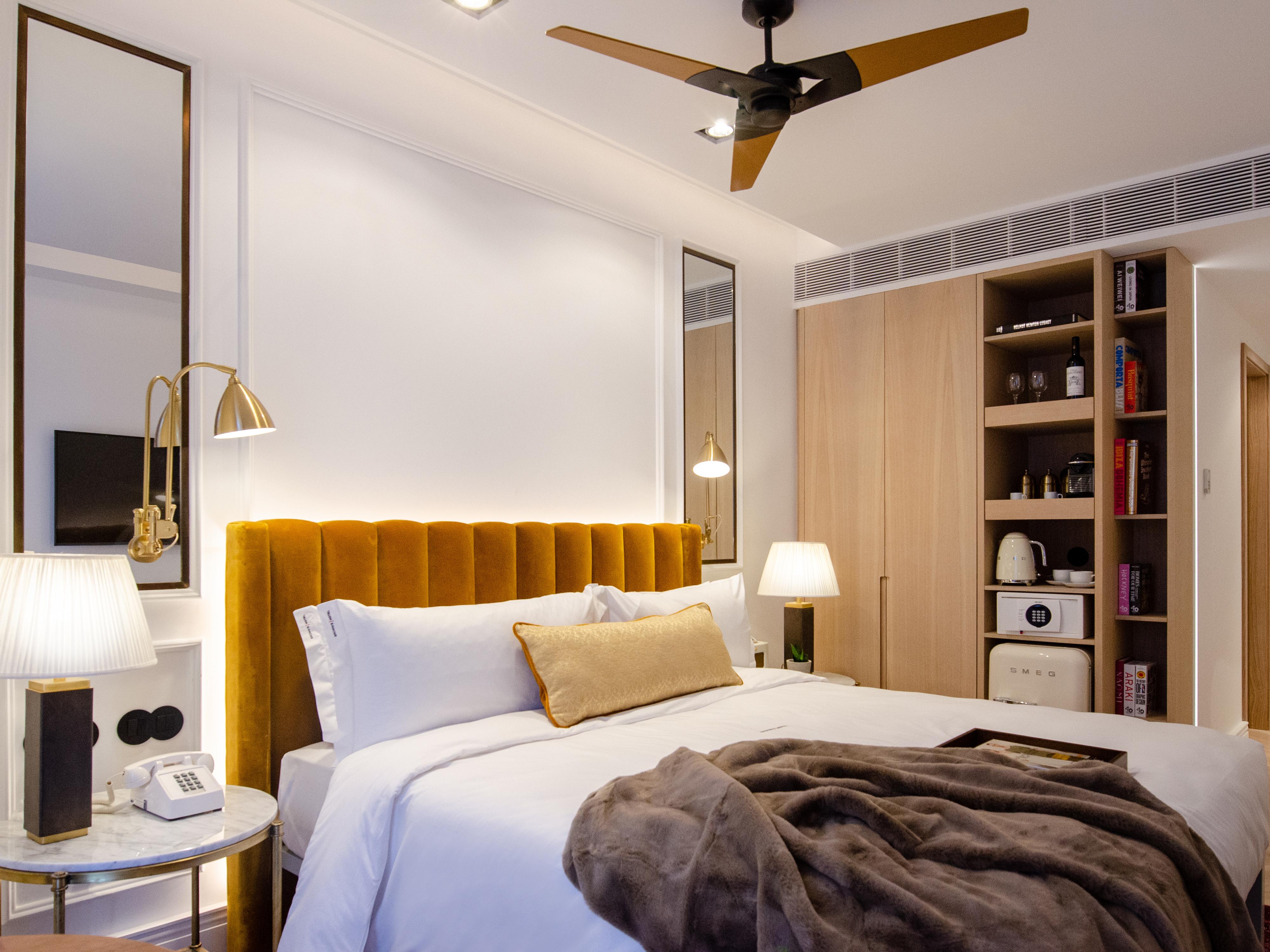 Browns Avenue Hotel Lisboa Eksteriør billede A bedroom at The Hari