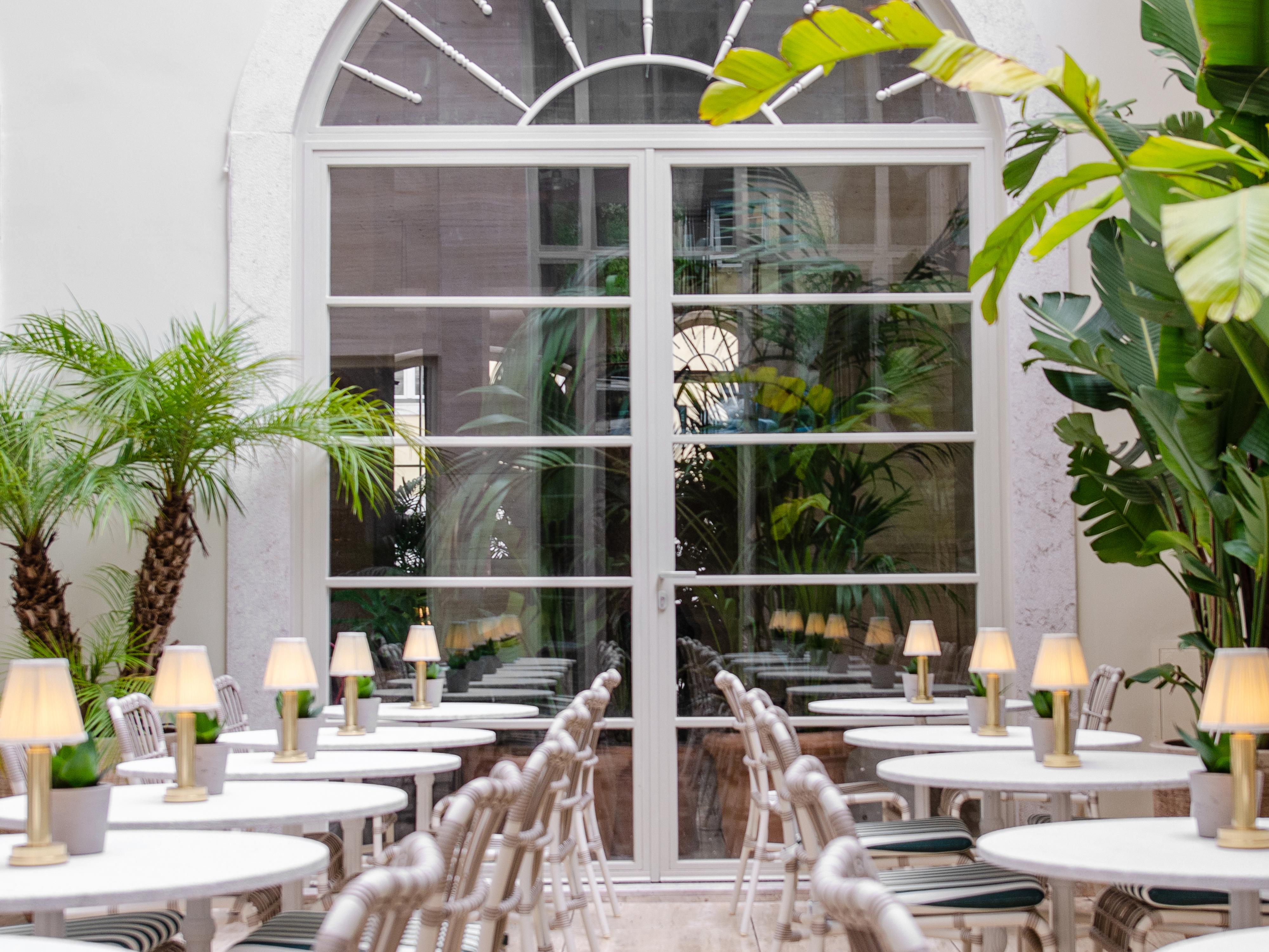 Browns Avenue Hotel Lisboa Eksteriør billede The Café at the Hotel