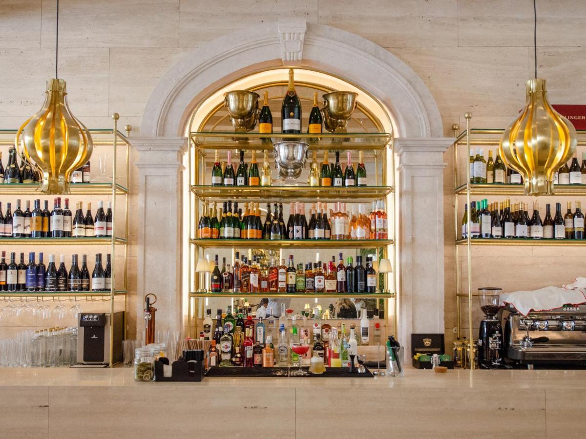 Browns Avenue Hotel Lisboa Eksteriør billede The bar at the Ritz